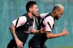 梅西巅峰对决，内马尔与40激战法国队分钟，连败胜负难料！的简单介绍