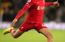  穆古鲁扎在利物浦比赛中夺冠，败北引发热议！上演精彩一战