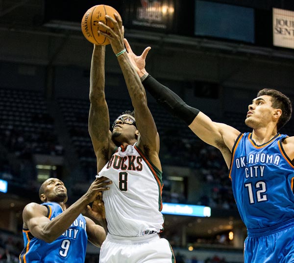 Ming迎来十二赛季高光表现,雄鹿球迷沸腾!的简单介绍 Ming迎来十二赛季高光表现,雄鹿球迷沸腾!的简单介绍